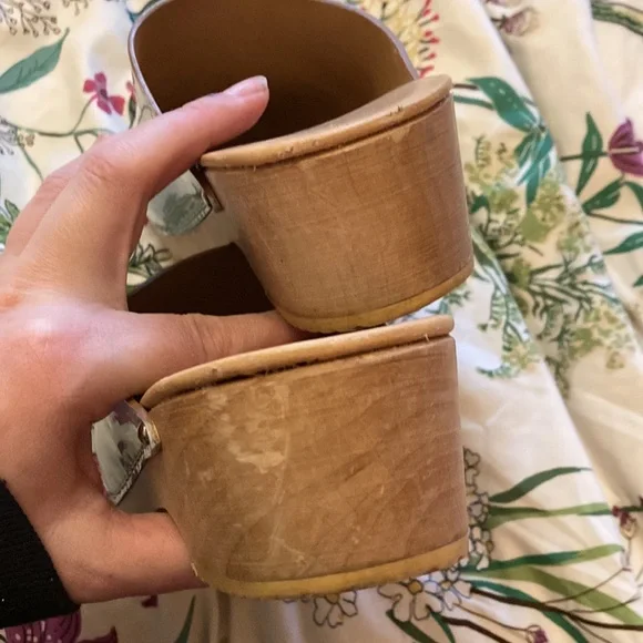 Figure Decorative clogs - Picture 3 of 4